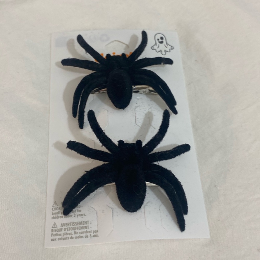 Spider Hair Clips- Black Widow - Picture 1 of 4
